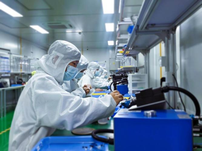 蓝光智能实现全工序自主可控,赋能光通信器件提质